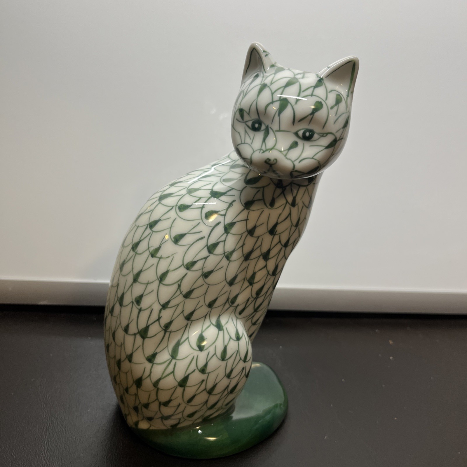 Vintage Andrea By Sadek Green and White Fishnet Porcelain Cat Statue Handpainted