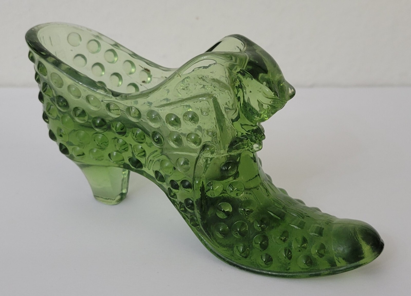 Vintage Green Glass Hobnail Fenton Cinderella Slipper Shoe 5.5 x 3 x 1.5\