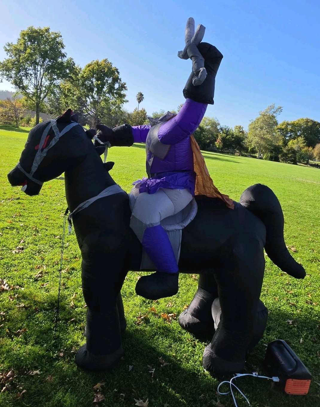 Gemmy Airblown Inflatable 7ft Headless Knight Horseman 2008 Halloween Lights Up