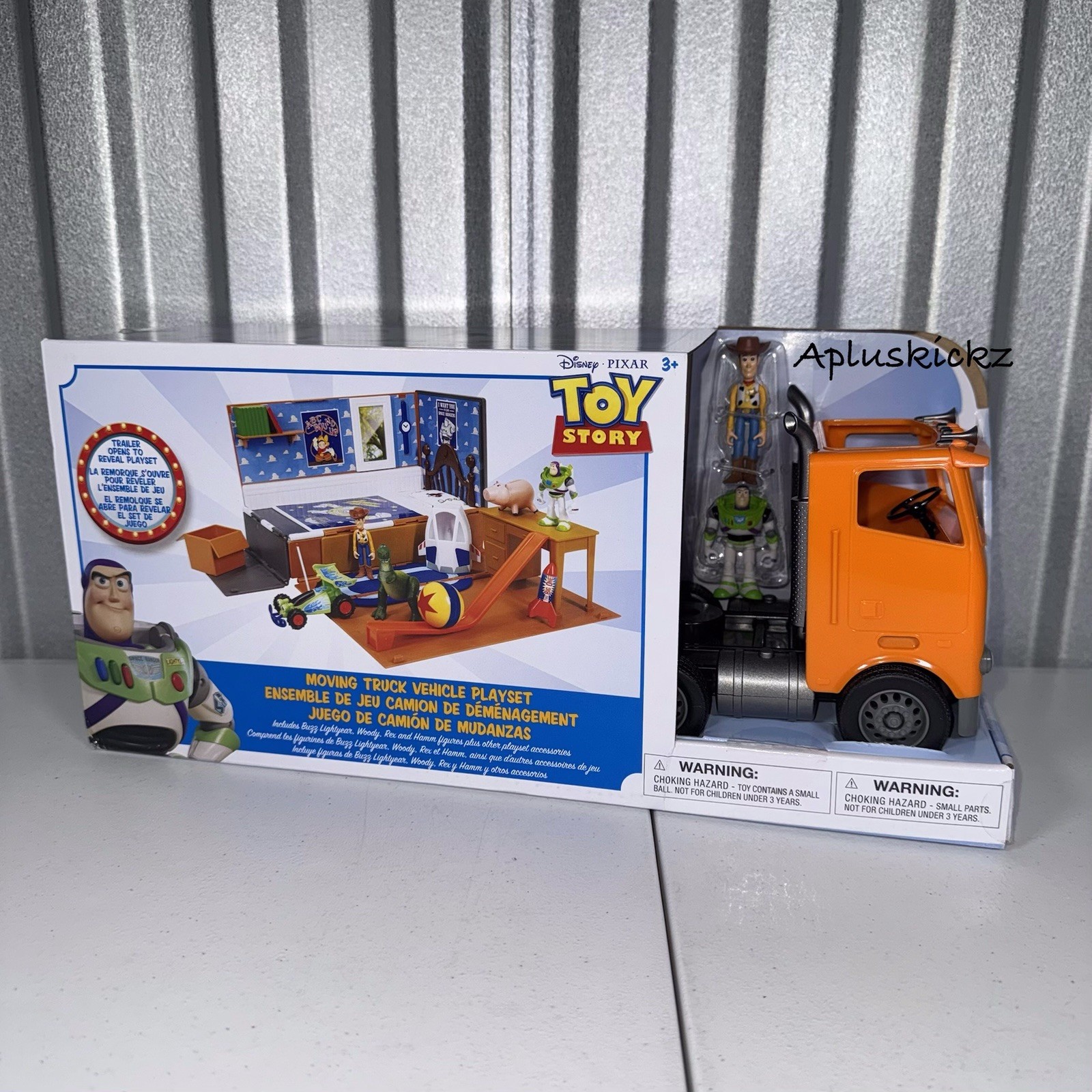 Disney Parks Toy Story Moving Truck Vehicle Playset Woody Buzz RC New In Box
