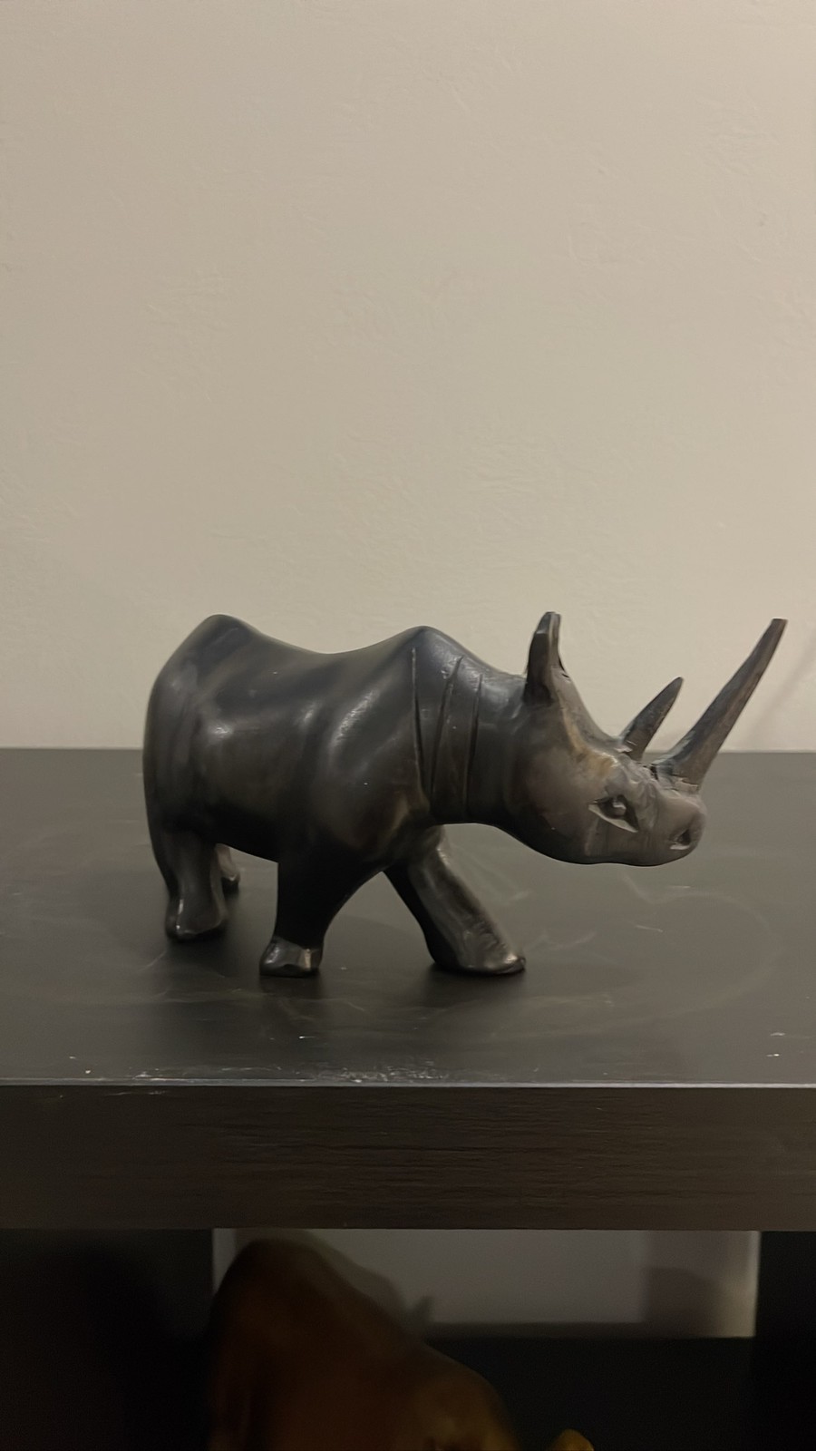 Carved Wood Rhinoceros Sculpture African Rhino Figurine Safari Decor Carved Wood Rhinoceros Sculpture African Rhino Figurine Safari Decor