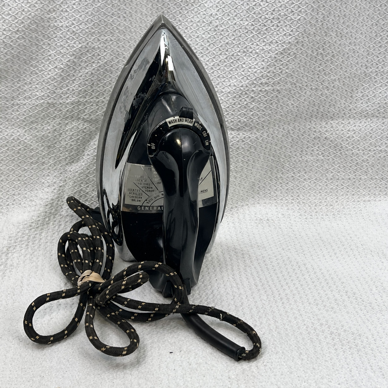 Vintage GE General Electric 21F54 Dry Iron Chrome Black 1100W USA Tested Heats