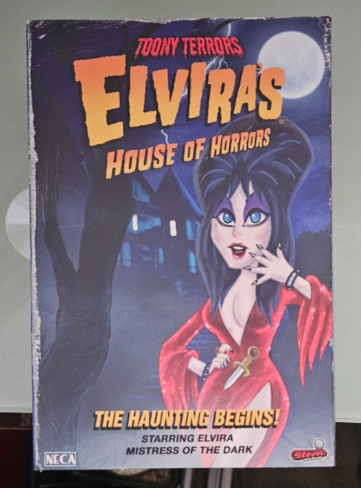 2022 neca / stern toony terrors  ELVIRA'S HOUSE OF HORRORS elvira mistress dark