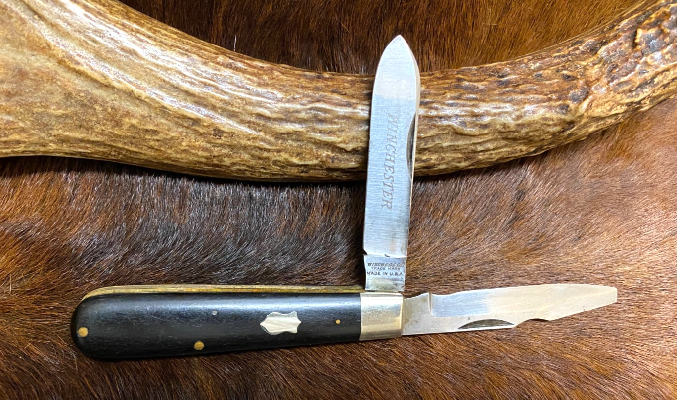 Winchester, Trademark, USA., 2681 Electrician`s Jack Pattern Knife, Ebony,3 3/4 Winchester, Trademark, USA., 2681 Electrician`s Jack Pattern Knife, Ebony,3 3/4