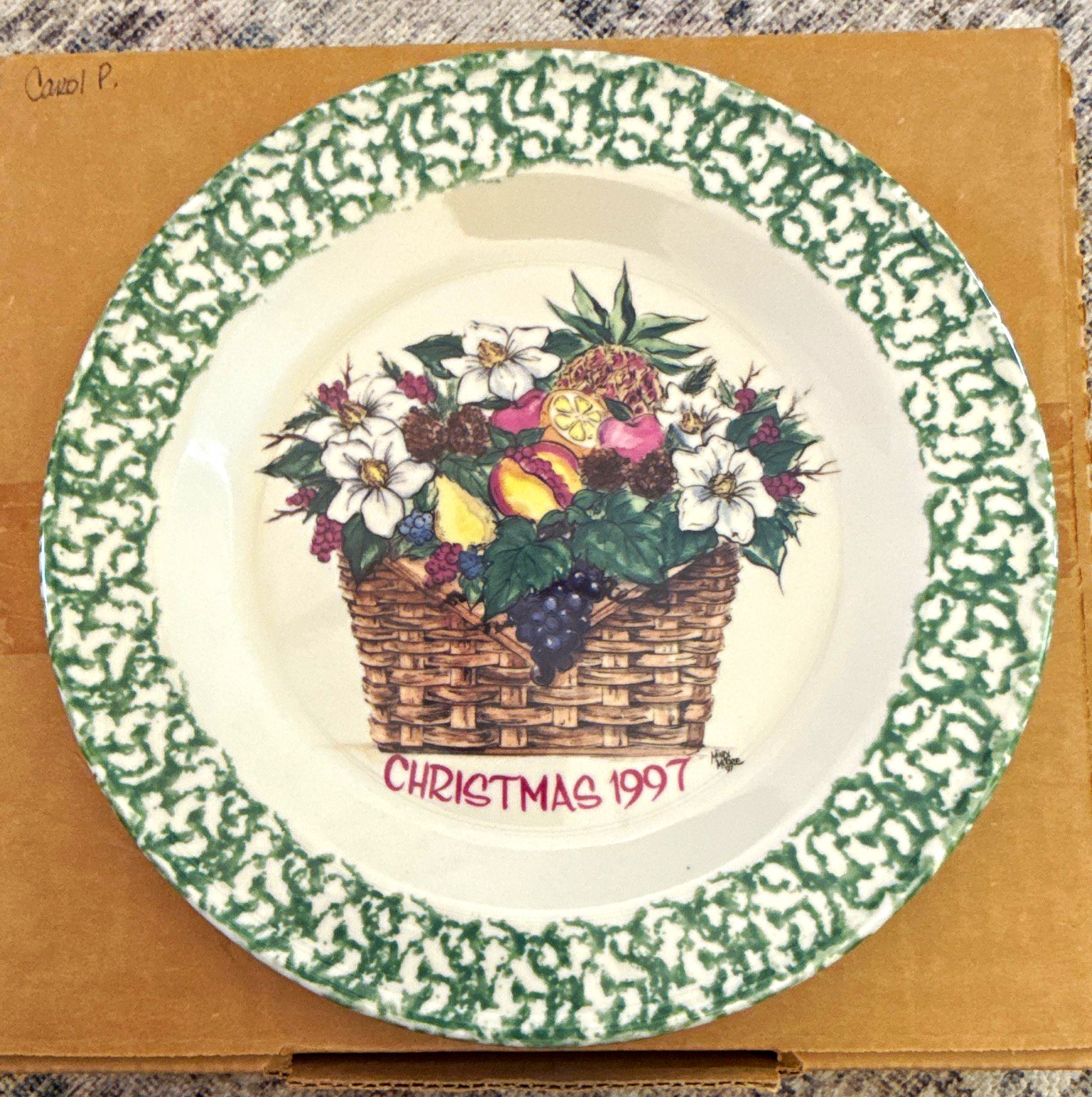 Workshops of Gerald E. Henn Christmas 1997 Limited Edition Date-Lined Plate Workshops of Gerald E. Henn Christmas 1997 Limited Edition Date-Lined Plate