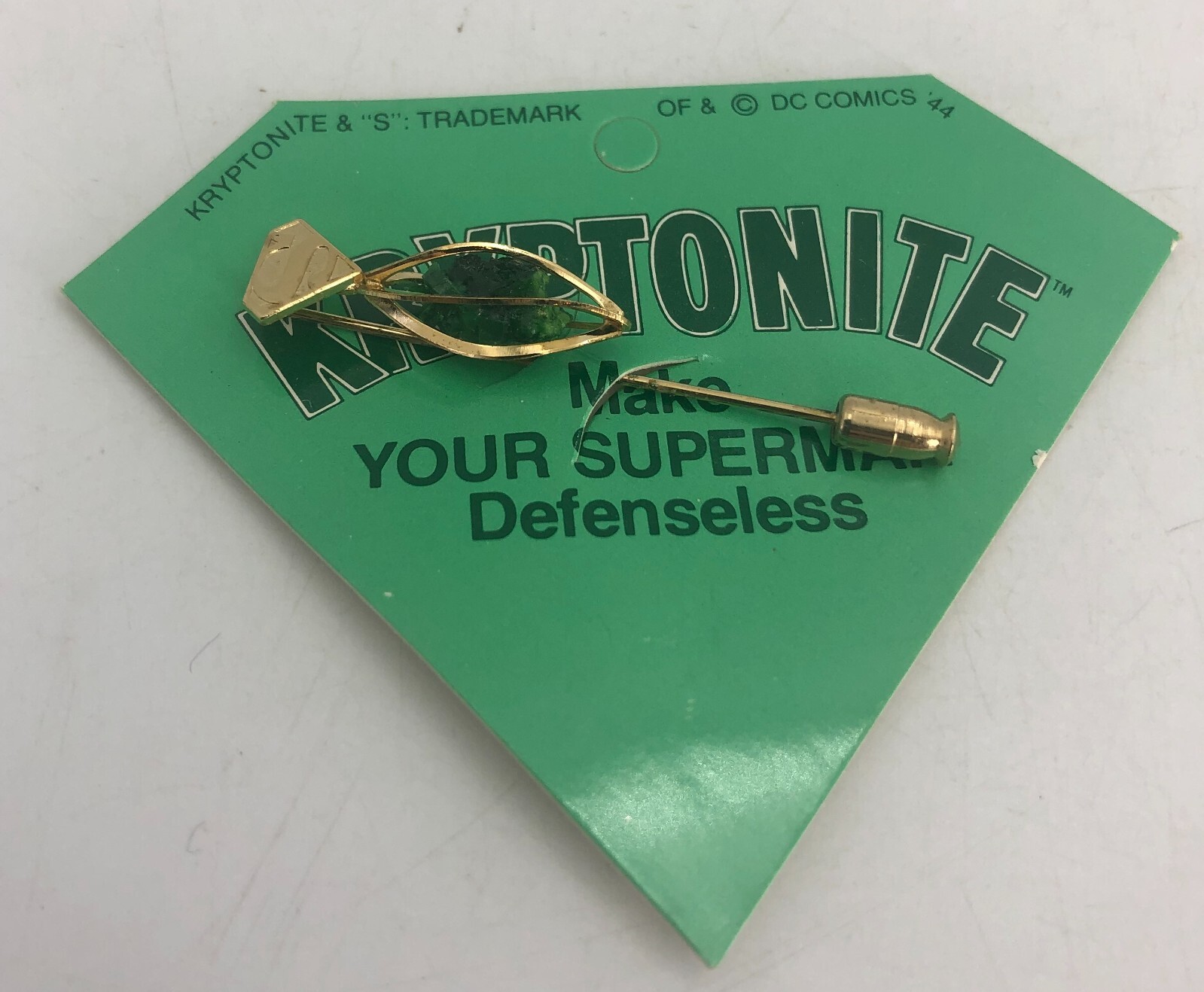 Superman Kryptonite DC Vintage 1975 Original Jacket Coat Lapel Pin Pinback