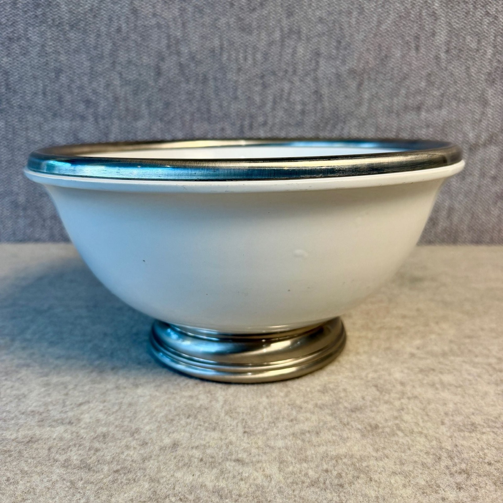 Match Pewter Viviana  Round Footed Serving Bowl