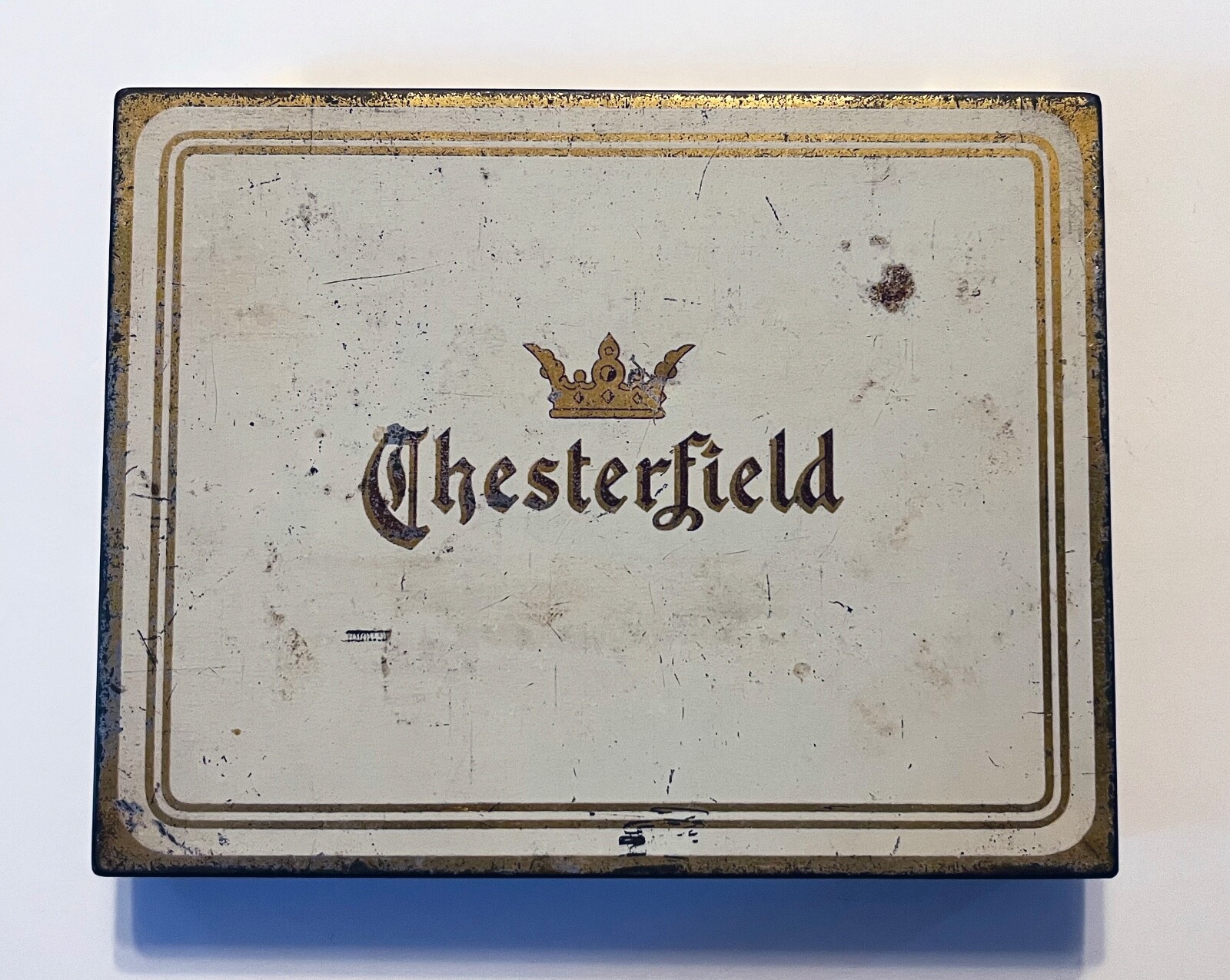 Antique Chesterfield Cigarette Tin, Circa 1920s, Made in \