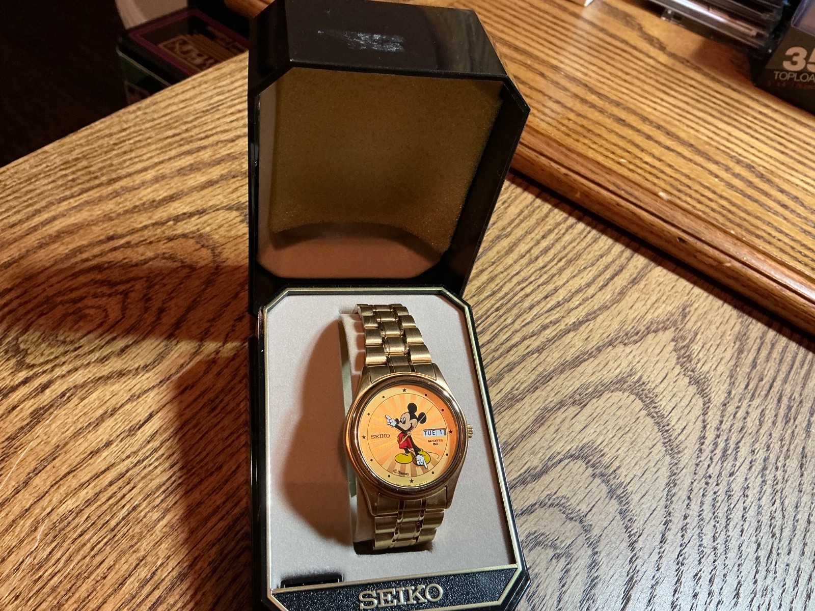 Vintage Seiko Men’s Mickey Mouse Watch Sunburst Gold Tone Quartz Watch