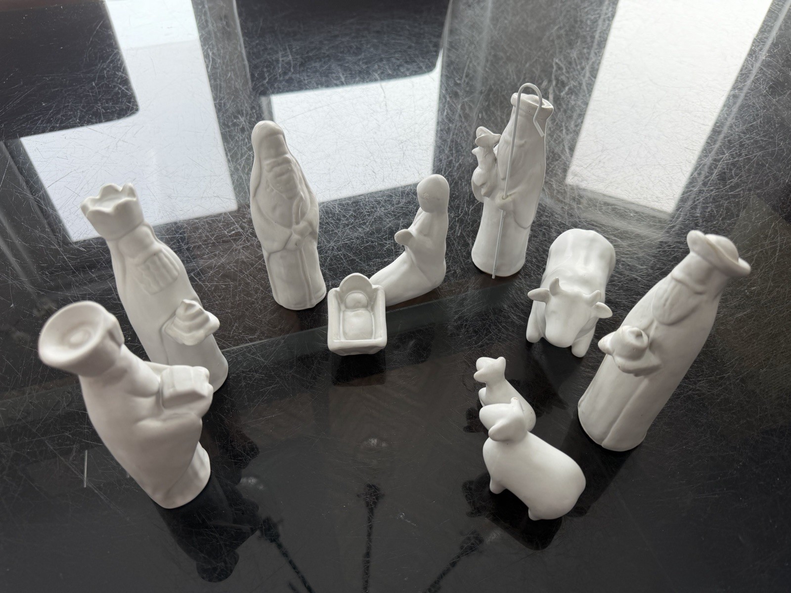 Pottery Barn Ceramic nativity Christmas  set 10 missing 1 sheep  New in open box