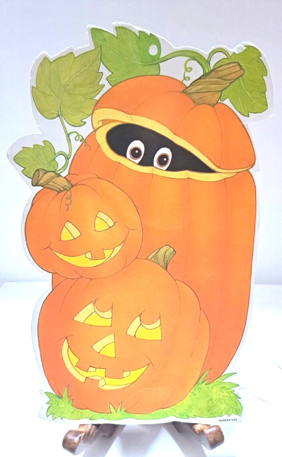 Vintage Eureka Halloween Spooky Eyes Pumpkins Vines Die Cut 14\