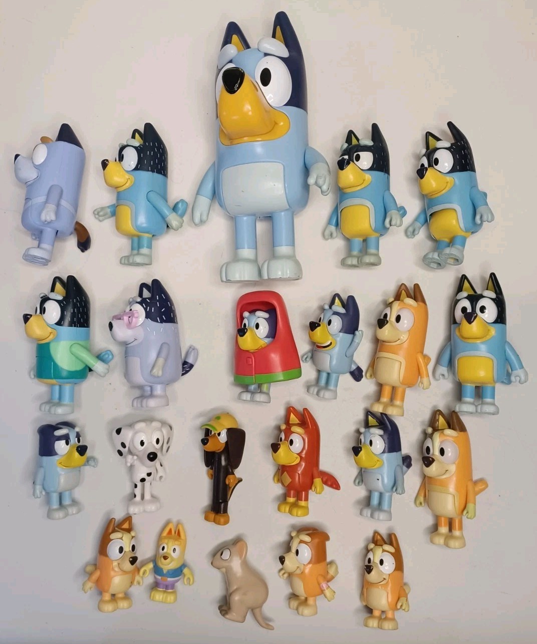 Bluey & Wallaby Kangaroo  & 1 Talking Figures Lot of 22
