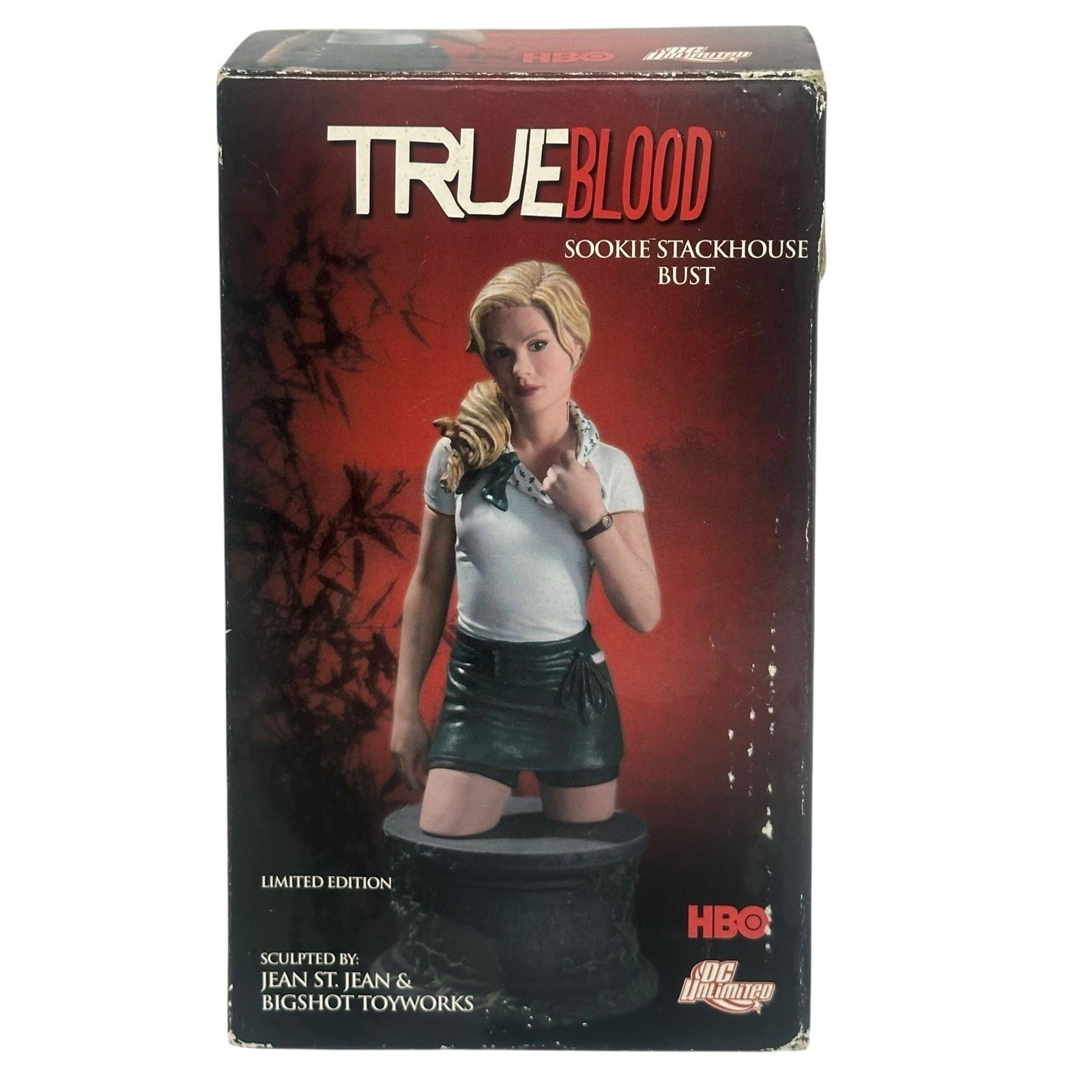 True Blood Sookie Stackhouse Bust (DC Unlimited 2010) True Blood Sookie Stackhouse Bust (DC Unlimited 2010)
