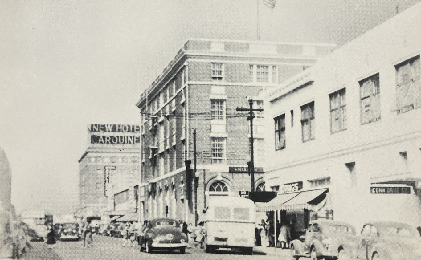 Richmond CA 10th North From MacDonald Ave Postcard Busy Street Scene Buses Cars