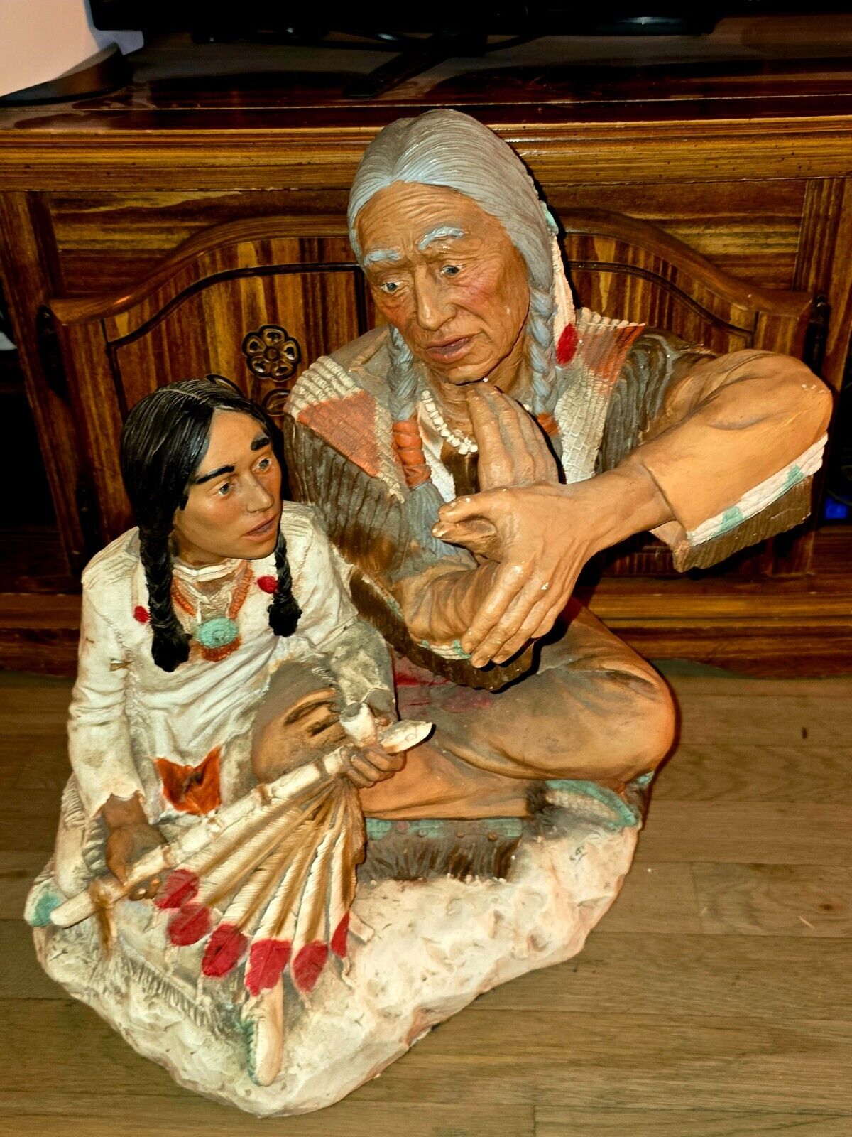 RARE 1986 Universal Statuary Corp LARGE Native American Statue - Elder and child