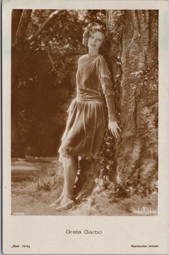 Vintage 1920s GRETA GARBO Real Photo RPPC Postcard Swedish Silent Film Actress