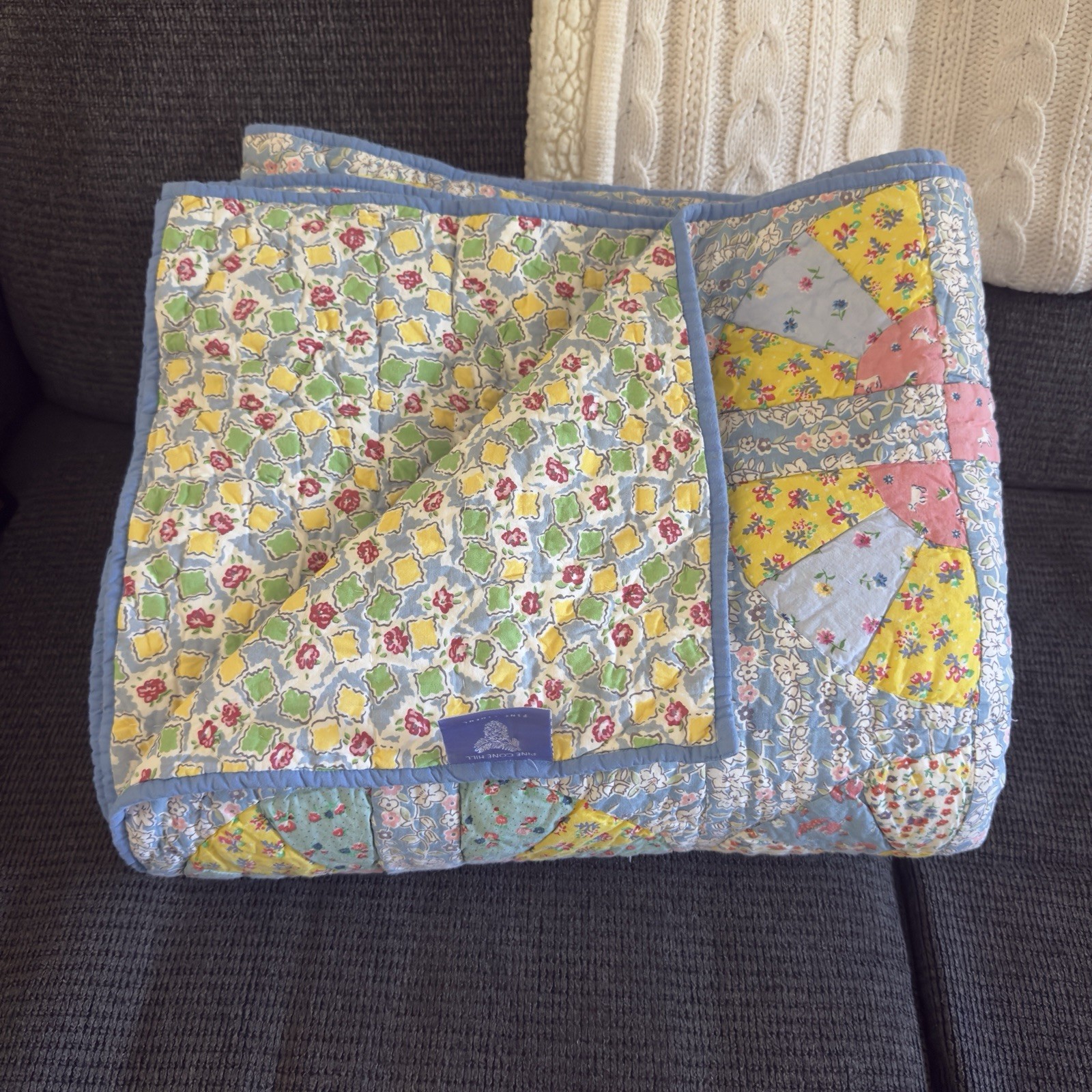 Pine Cone Hill Annie Selke Floral Patchwork Fan Wheel Quilt 68x88 Animals Child