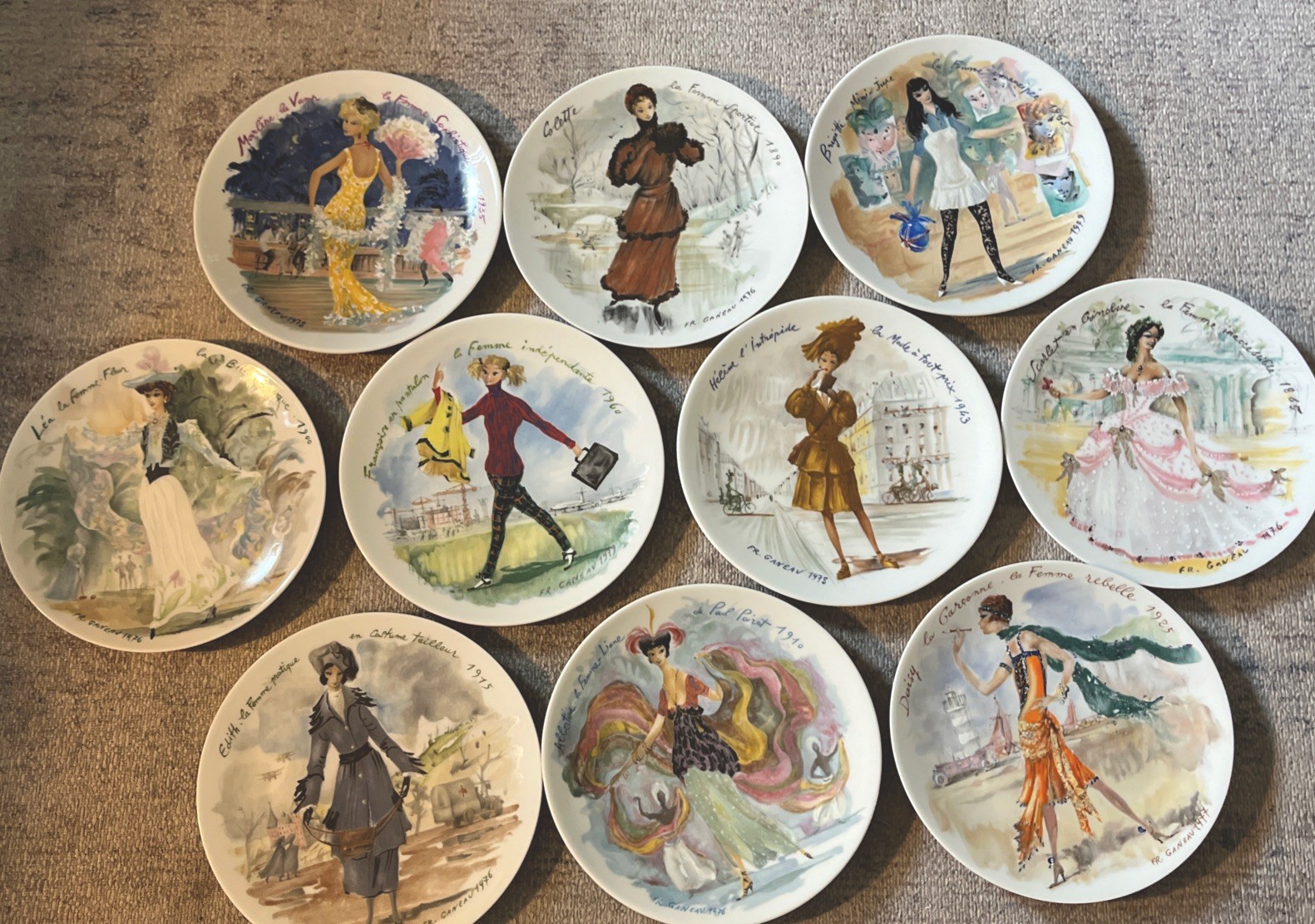VTG Set of 10 D'Arceau Limoges Plates Les Femmes du Siècle Ganeau French Fashion
