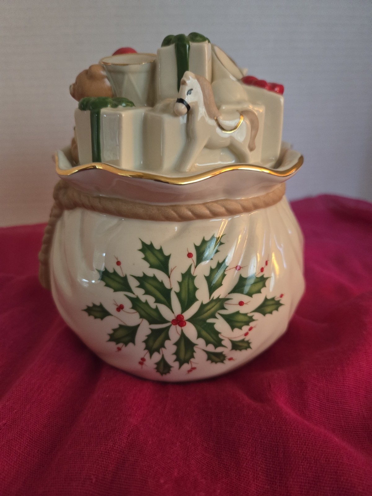 Lenox Holiday 