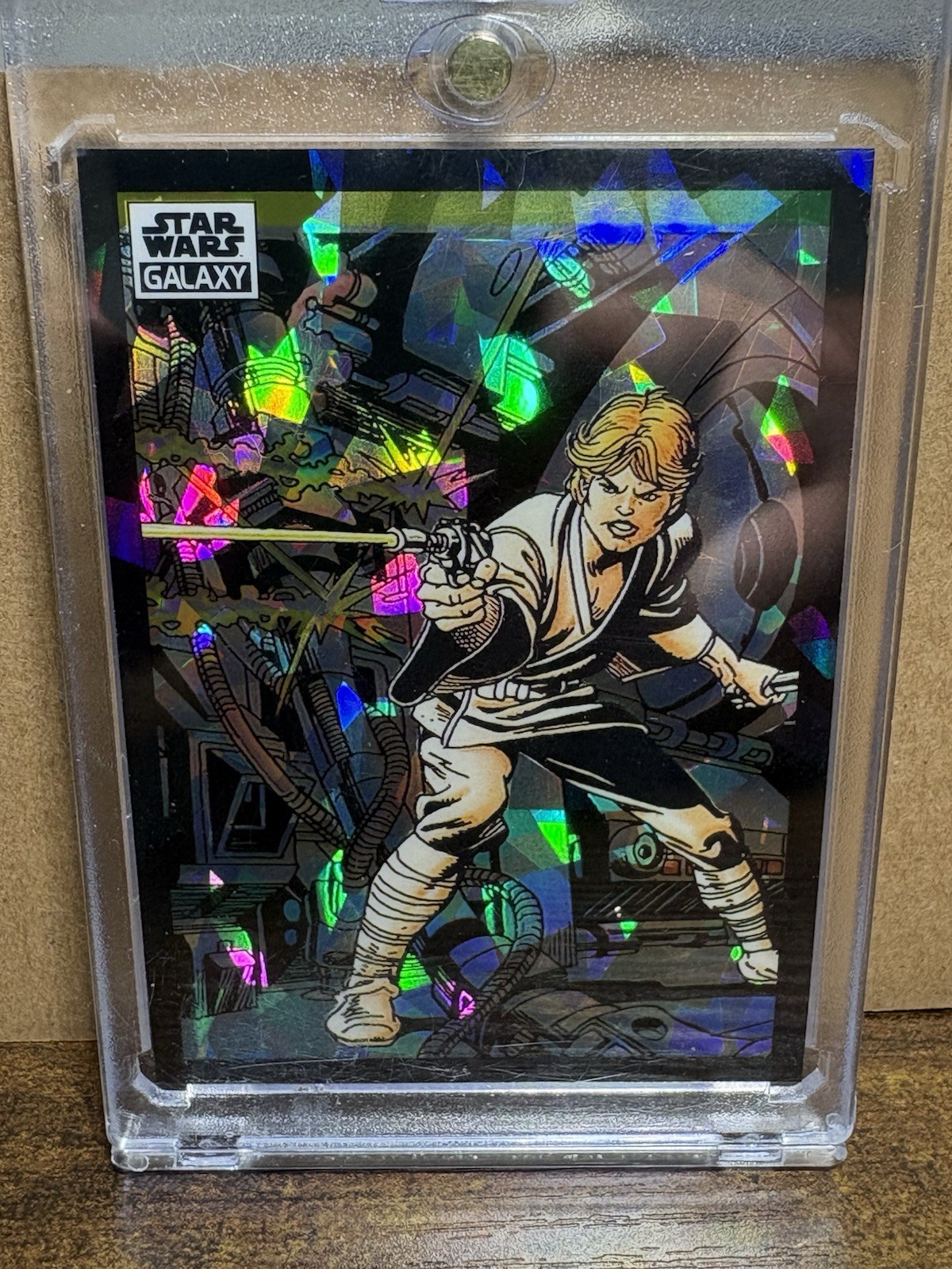 2022 Topps Starwars Galaxy Luke Skywalker In Action #21 Atomic /150 2022 Topps Starwars Galaxy Luke Skywalker In Action #21 Atomic /150