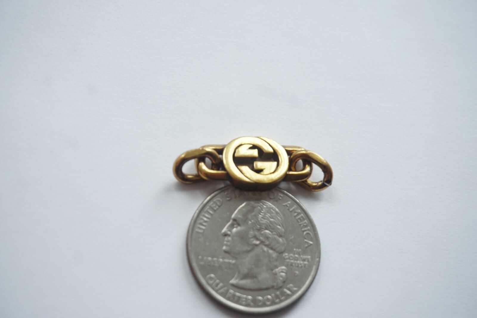 One  Gucci 1 pieces   metal zipper pull   / logo gg  bronze