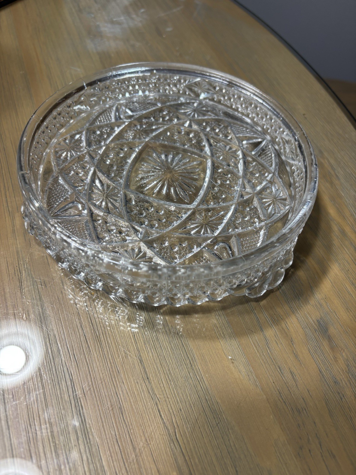 Vintage EAPG Pressed Clear Glass Round Dresser/Vanity Dish/Tray 