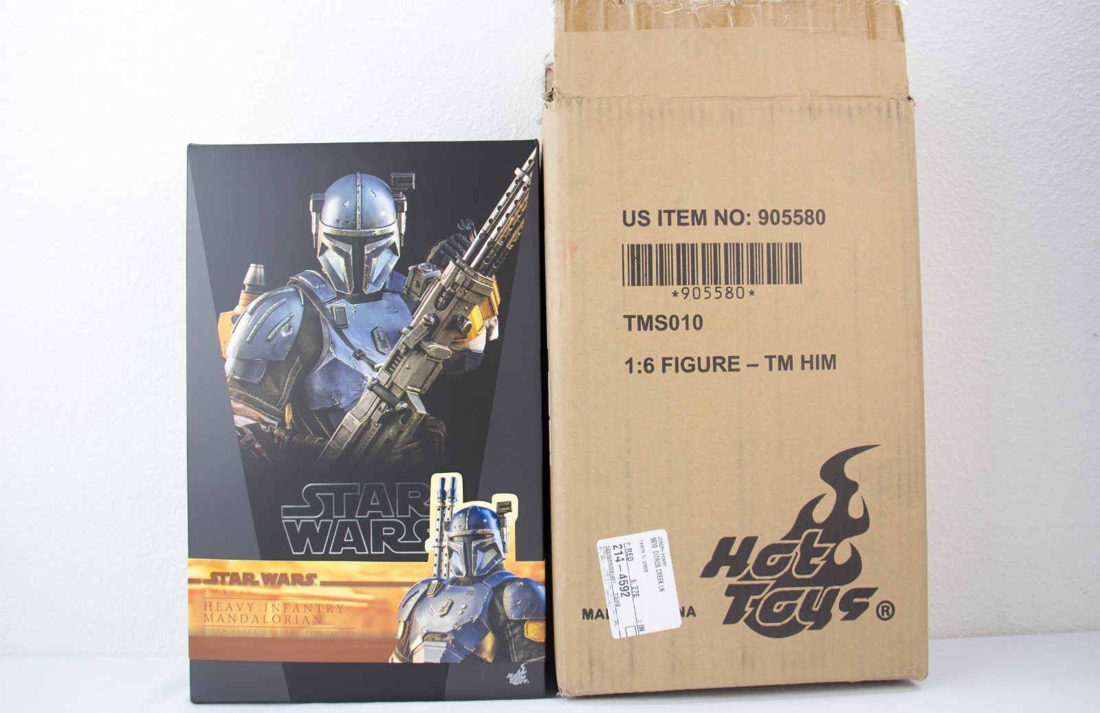 Hot Toys Star Wars Heavy Infantry Mandalorian 1:6 Figure TMS010