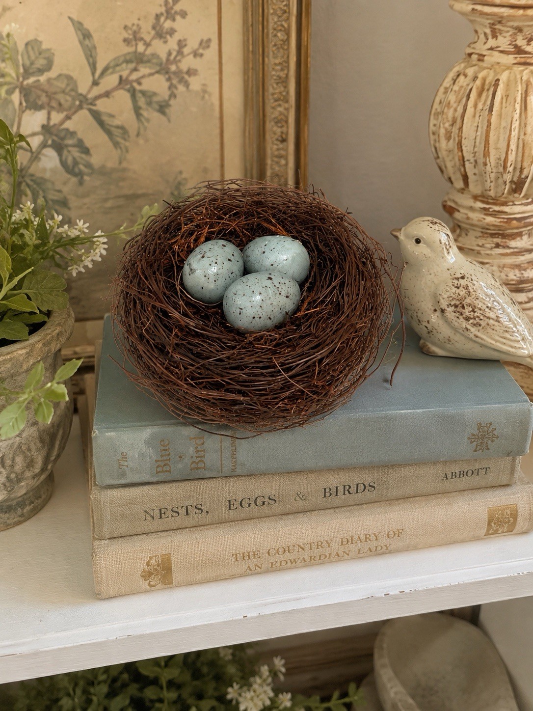 BIRD\'S NEST Faux Decor 6 1/4” Diameter Speckled Blue Robin Eggs Sticks Vines BIRD\'S NEST Faux Decor 6 1/4” Diameter Speckled Blue Robin Eggs Sticks Vines