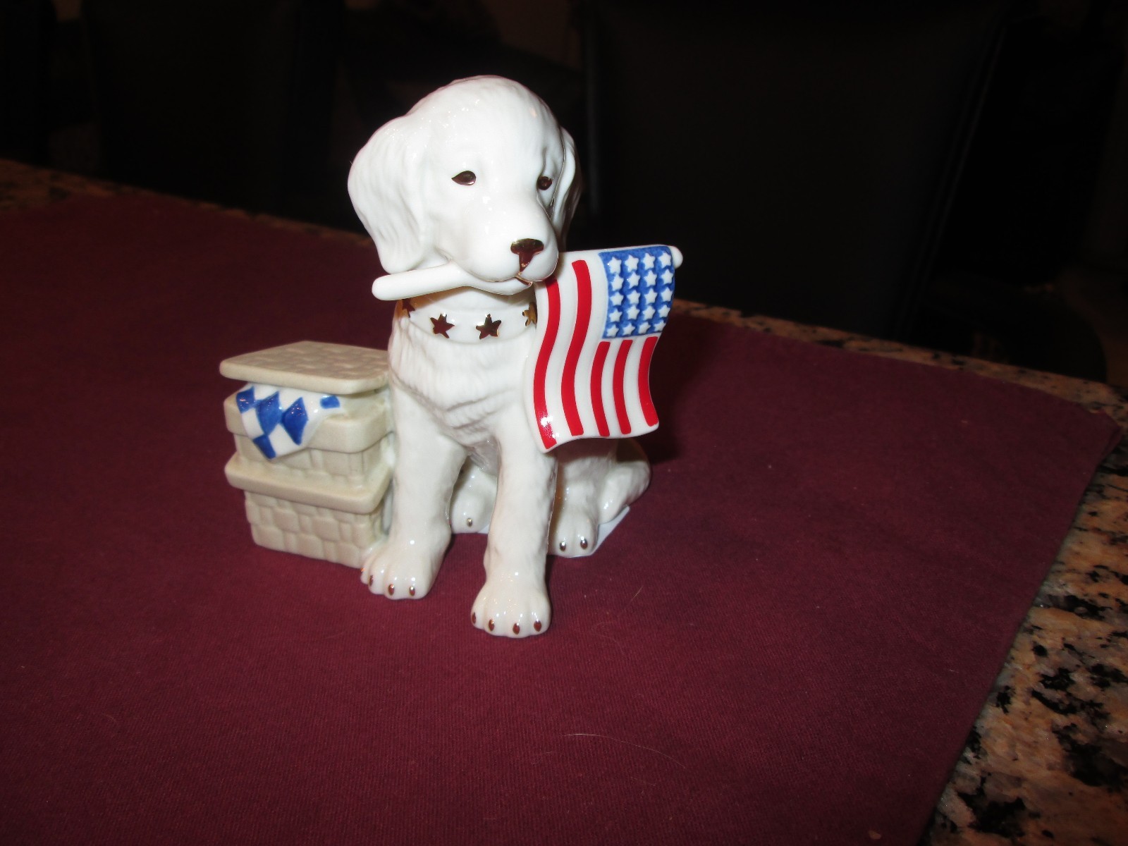 Lenox Patriotic Golden Retriever Puppy Dog Figurine New in Box 3.75\