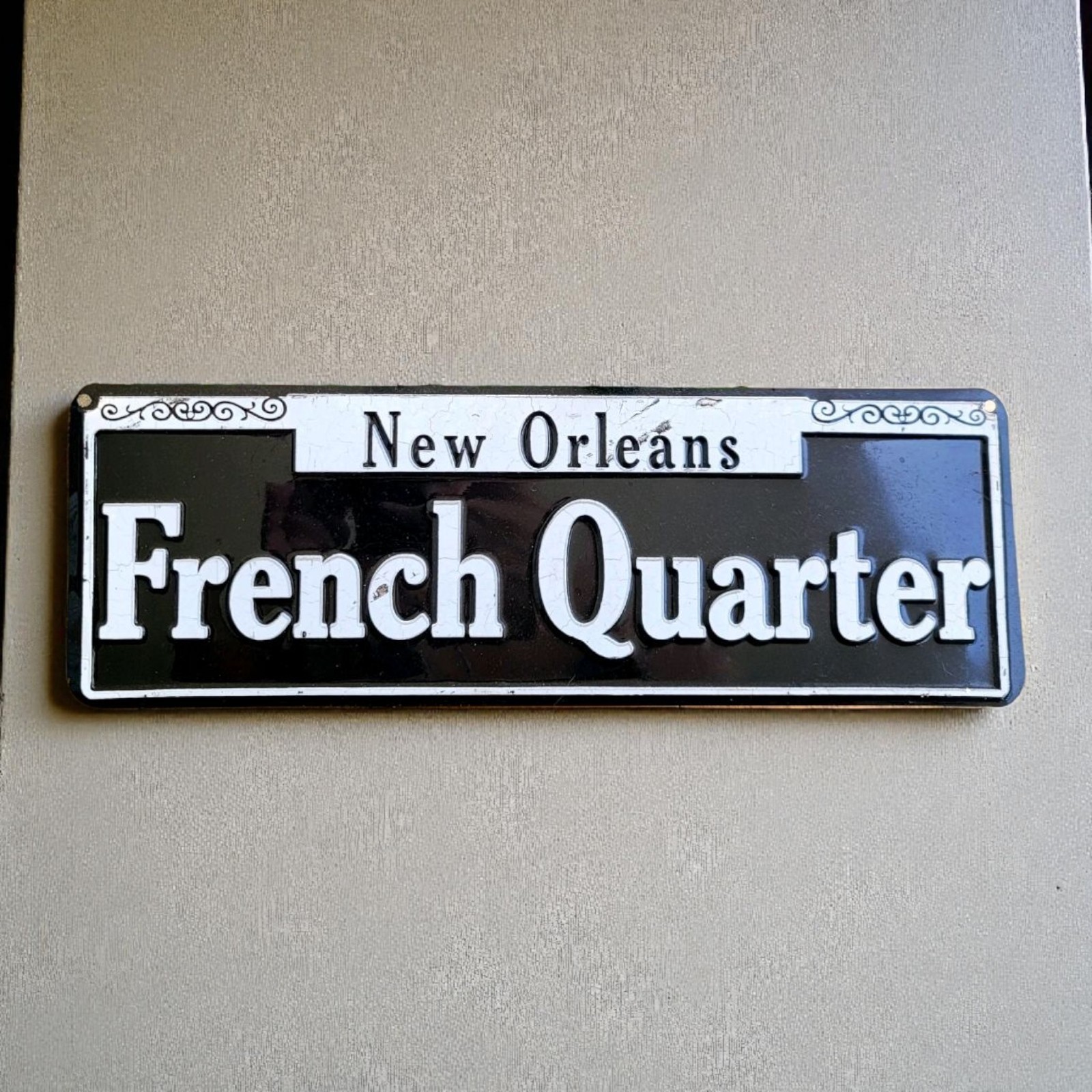 VINTAGE NEW ORLEANS FRENCH QUARTER METAL SIGN EMBOSSED 15 X 5\'\' MARDI GRAS 
