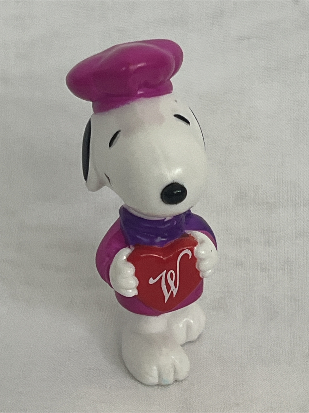 Snoopy Valentine\'s Day Whitmans’s Chocolates, Peanuts Vintage Collectible