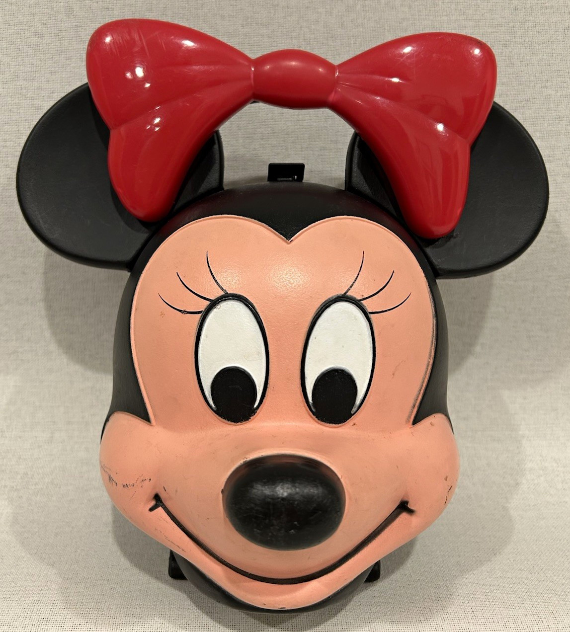 Vintage Walt Disney Minnie Mouse Head Lunch Box by Aladdin With Thermos USA Made Vintage Walt Disney Minnie Mouse Head Lunch Box by Aladdin With Thermos USA Made
