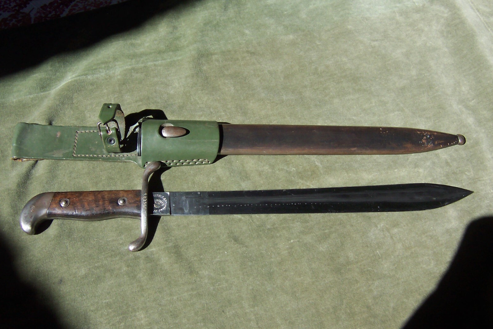 1909 Argentina sword bolo knife-machete-matched numbers and frog
