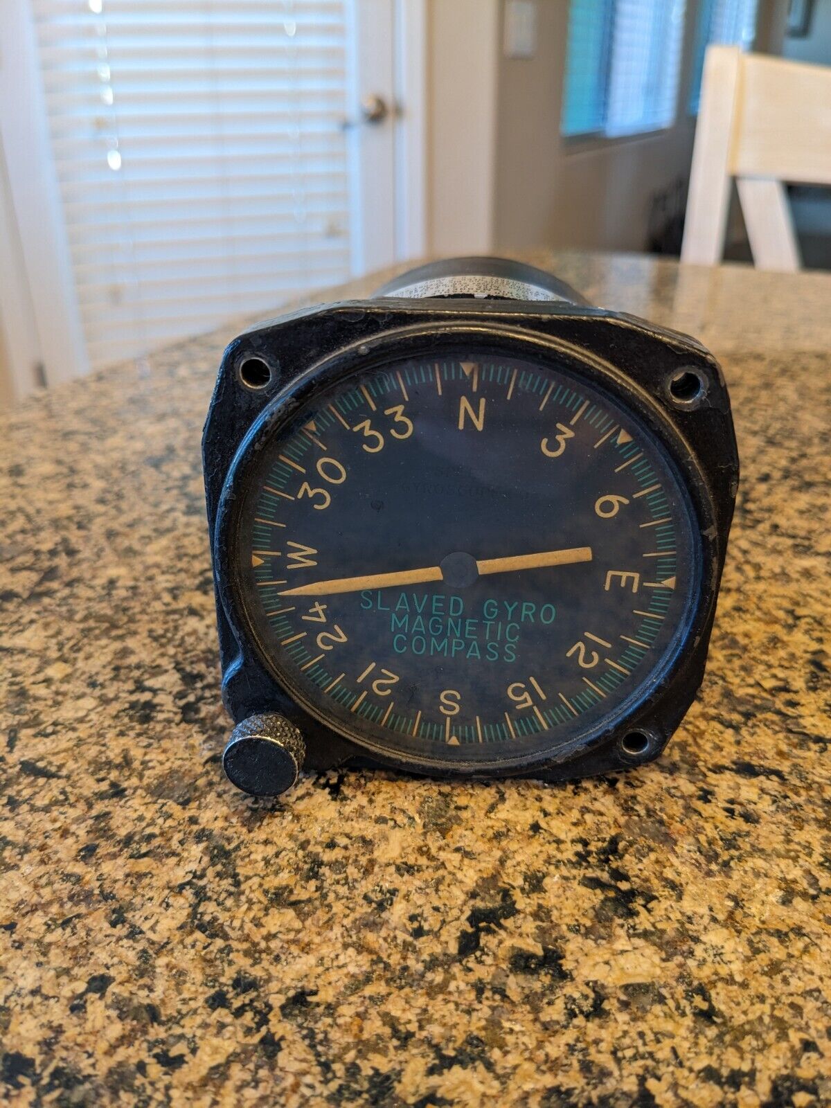 SPERRY INSTRUMENT SLAVED GYRO MAGNETIC COMPASS TYPE V-2 Pt No 665263-11 US ARMY