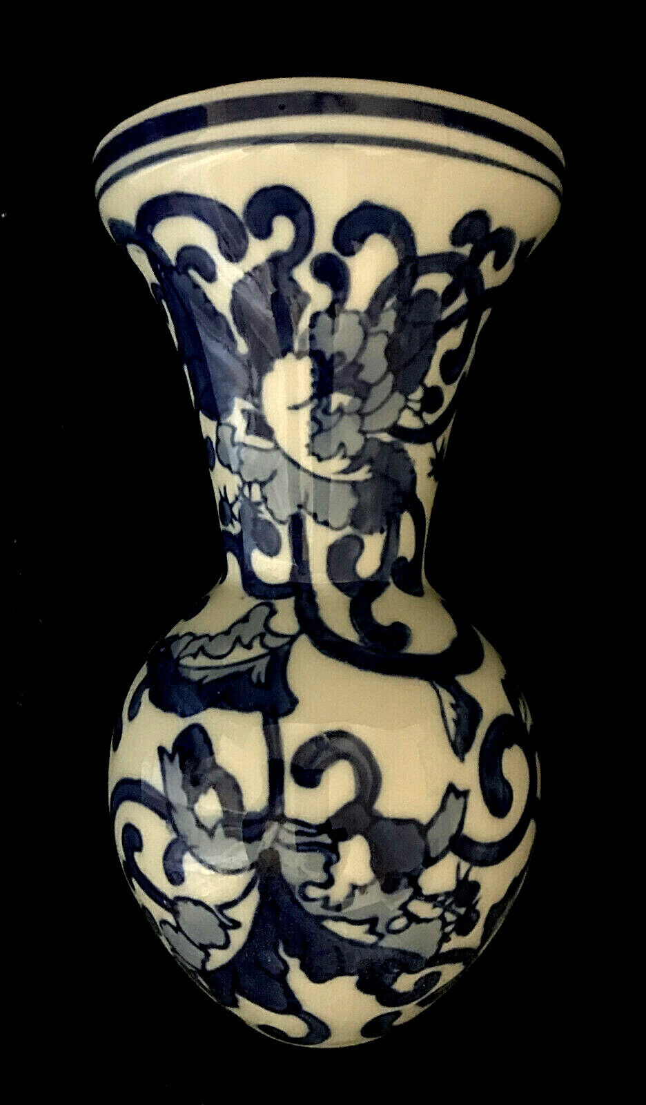 Chinese Hand Painted Glazed Blue & White Floral Porcelain Wall Pocket Vase