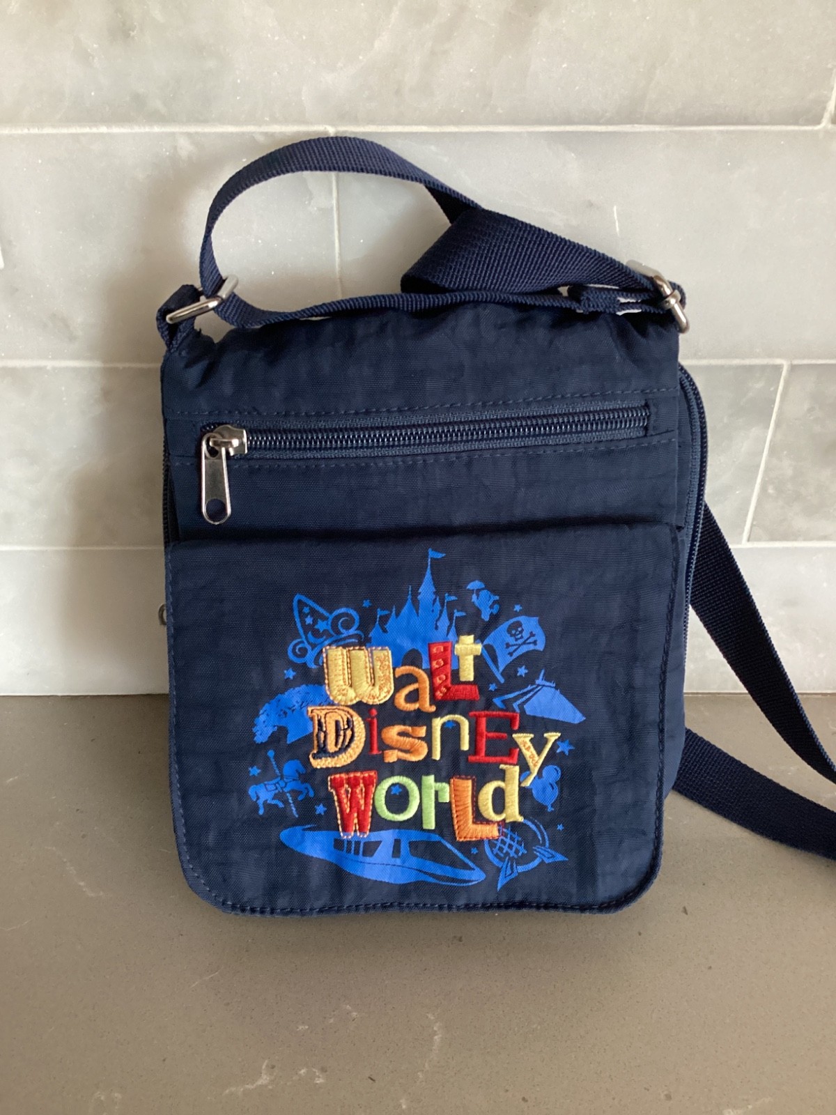 Vintage Walt Disney World Mickey Mouse Crossbody Classic Vacation Bag