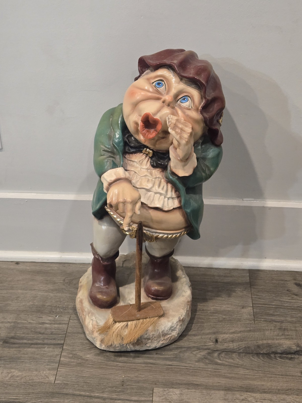Efteling Het Volk van Laaf Gnome Elf Collectible Garden Statue 24” Large Display