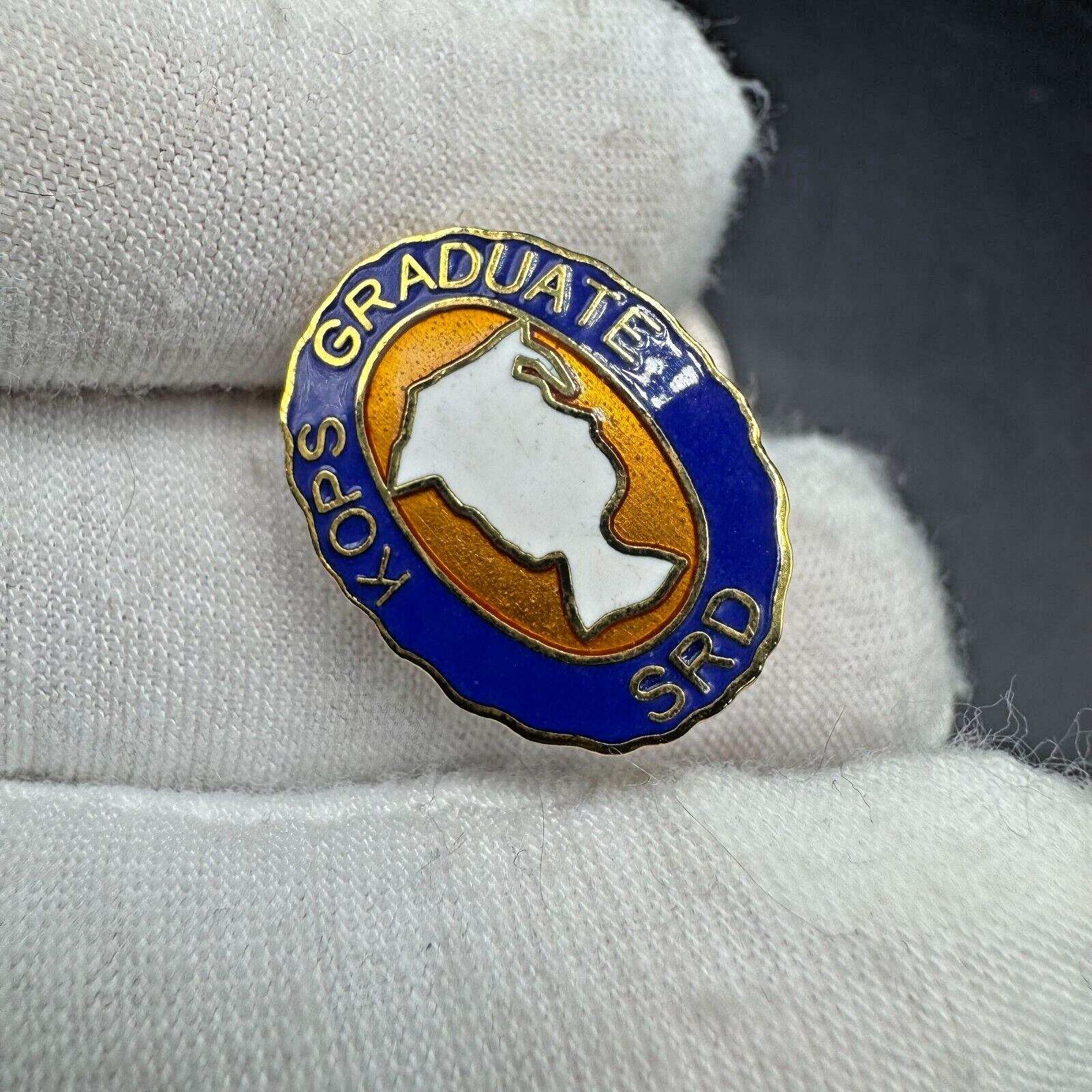 Vintage Tops Kops Graduate SRD Gold Tone Pinback Pin Award