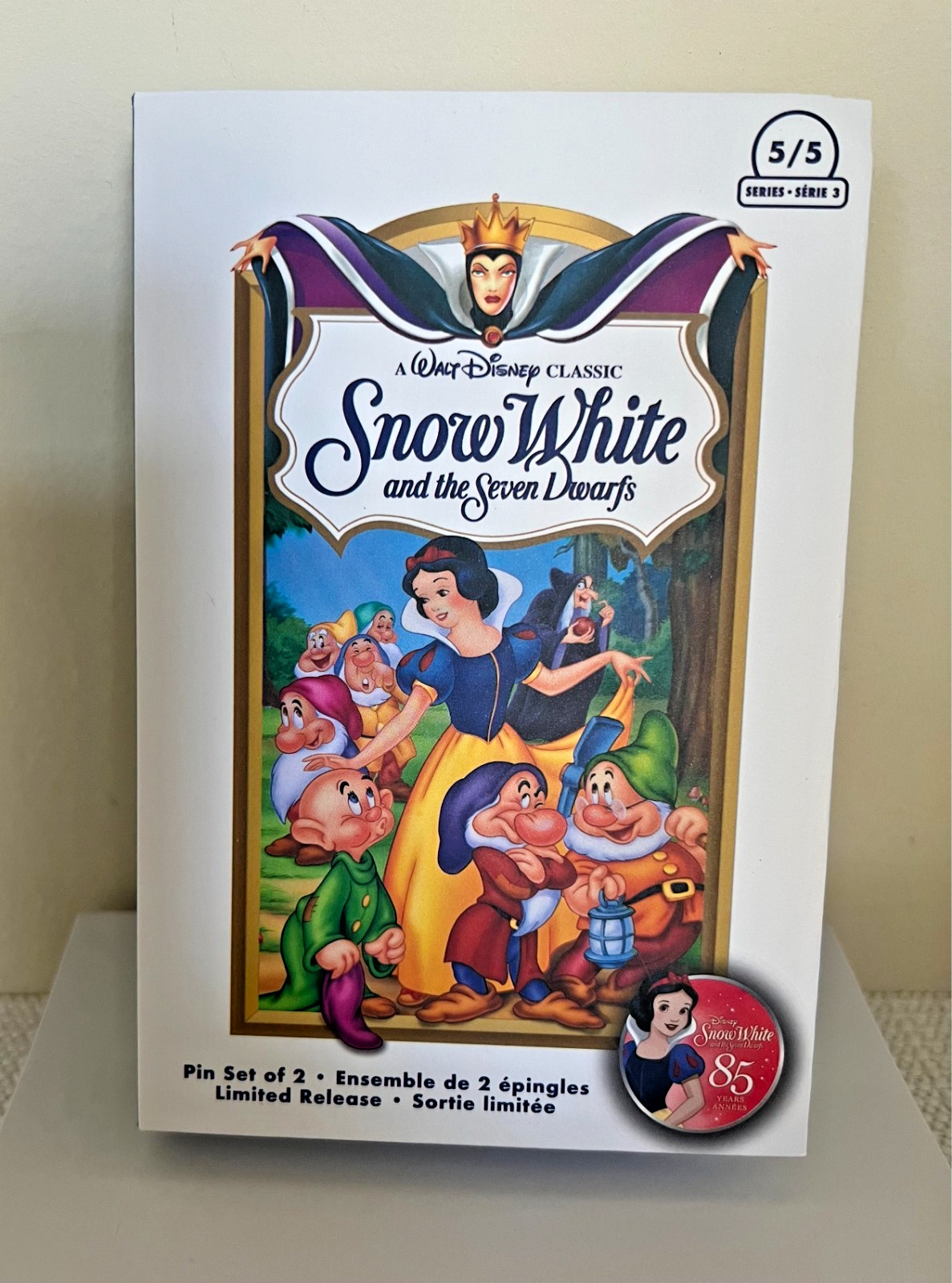 Disney VHS Two Pin Set Collectors Box ~Snow White and The Seven Dwarfs LR NEW