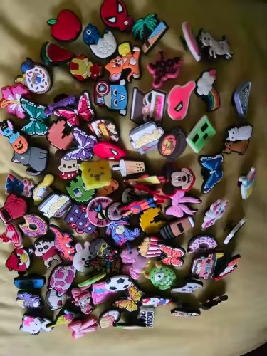 DISNEY TRADING PINS 50 LOT - No Doubles - FREESHIPPING Clog Sandal