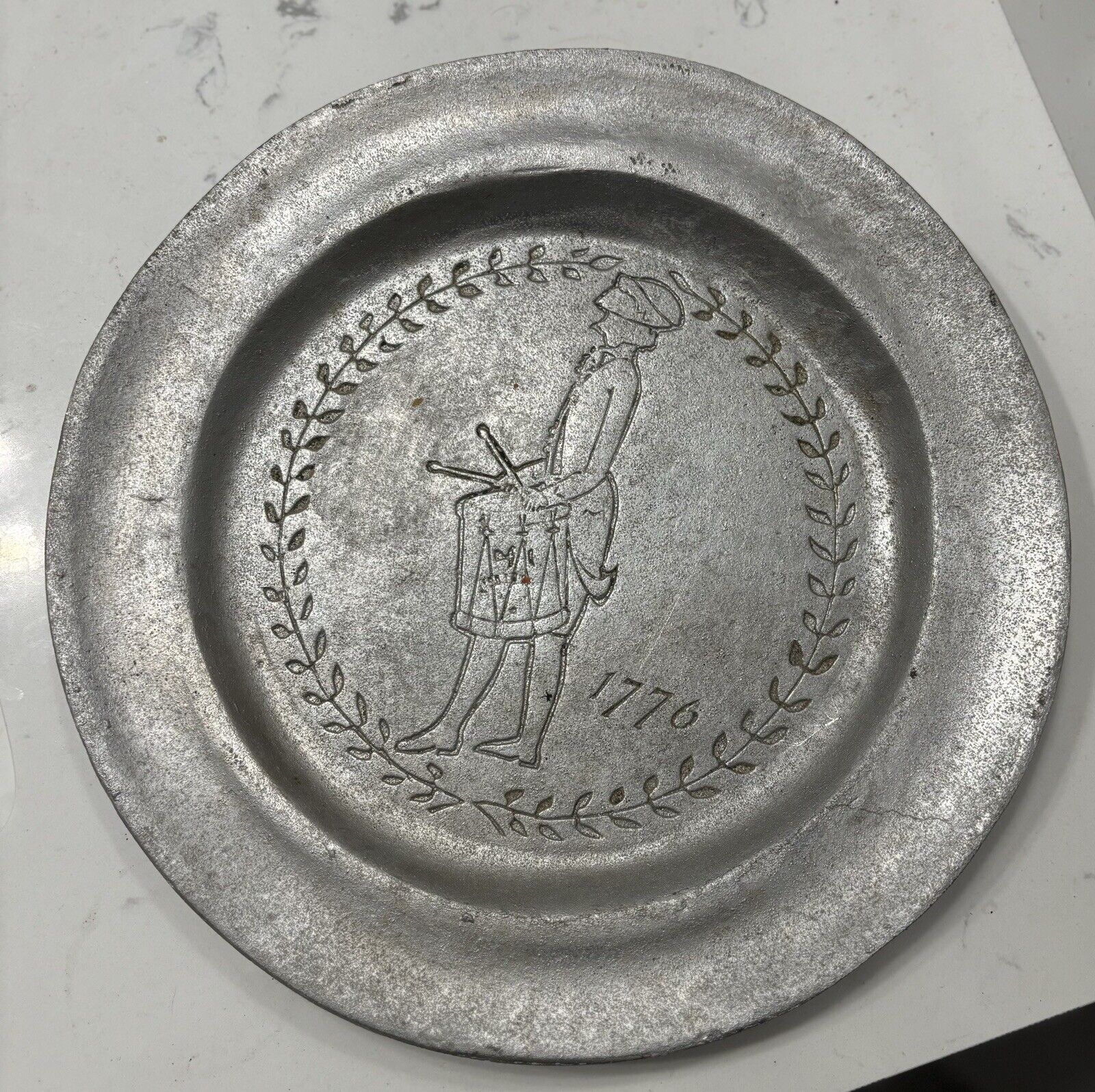 1776 soldier commemorative plate vintage
