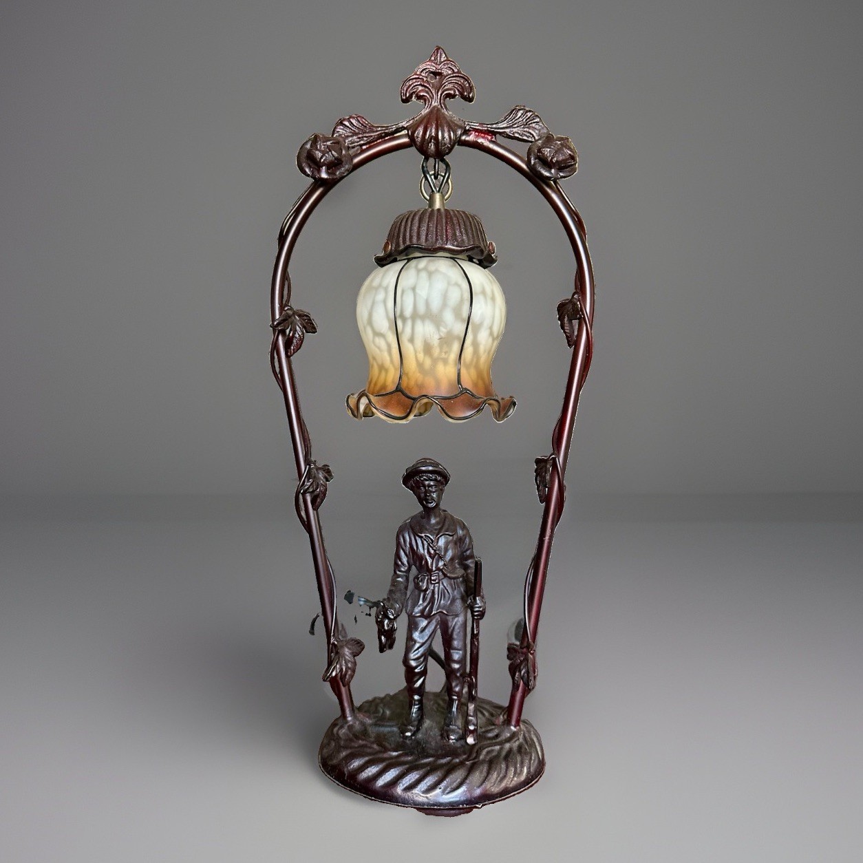 Fantastic Bronze Table Lamp Light Hunter W/Rabbit  Art Nouveau Style Glass Shade