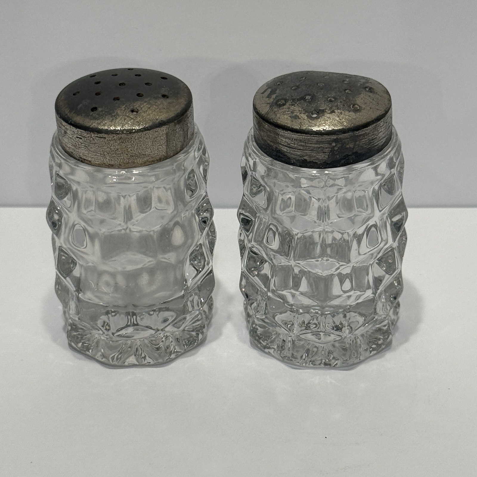 Vintage FOSTORIA American Cube Cubist Block Salt & Pepper Shakers w/ Lids HEAVY