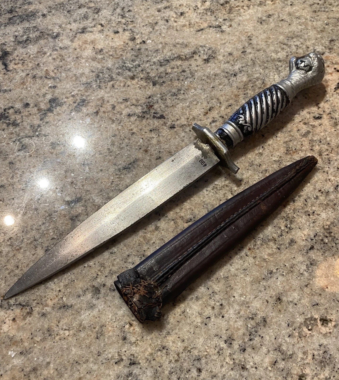 Vintage Dagger Solingen Germany, G.C. Gutmann Cutlery Eagle Claw 499 Knife Dirk