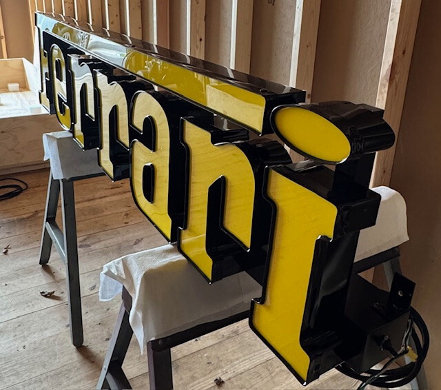 FERRARI DEALER MINT LIGHTED CHANNEL LETTER SIGN LARGE 16\