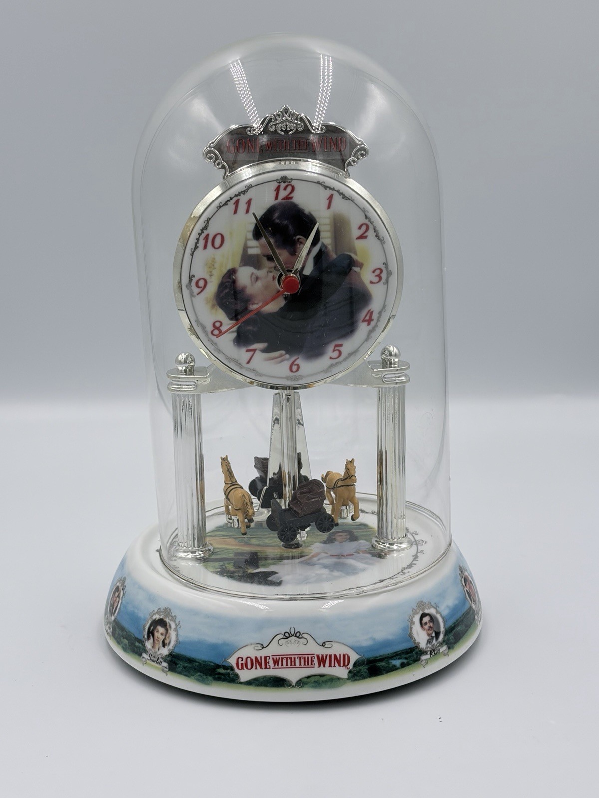 GONE WITH THE WIND Anniversary Clock - Spinning Horse & Carriage Pendulums