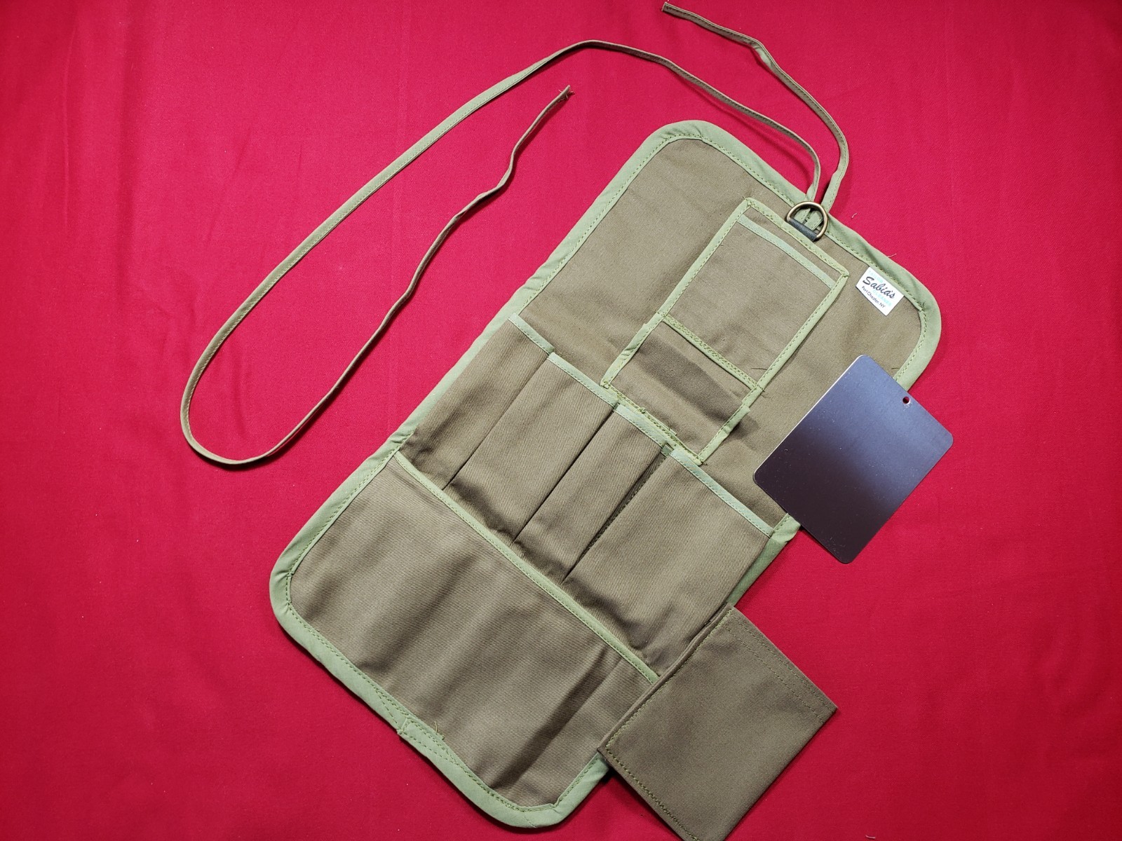 WWII US TOILETRY ROLL  with mirror (no other contents). 