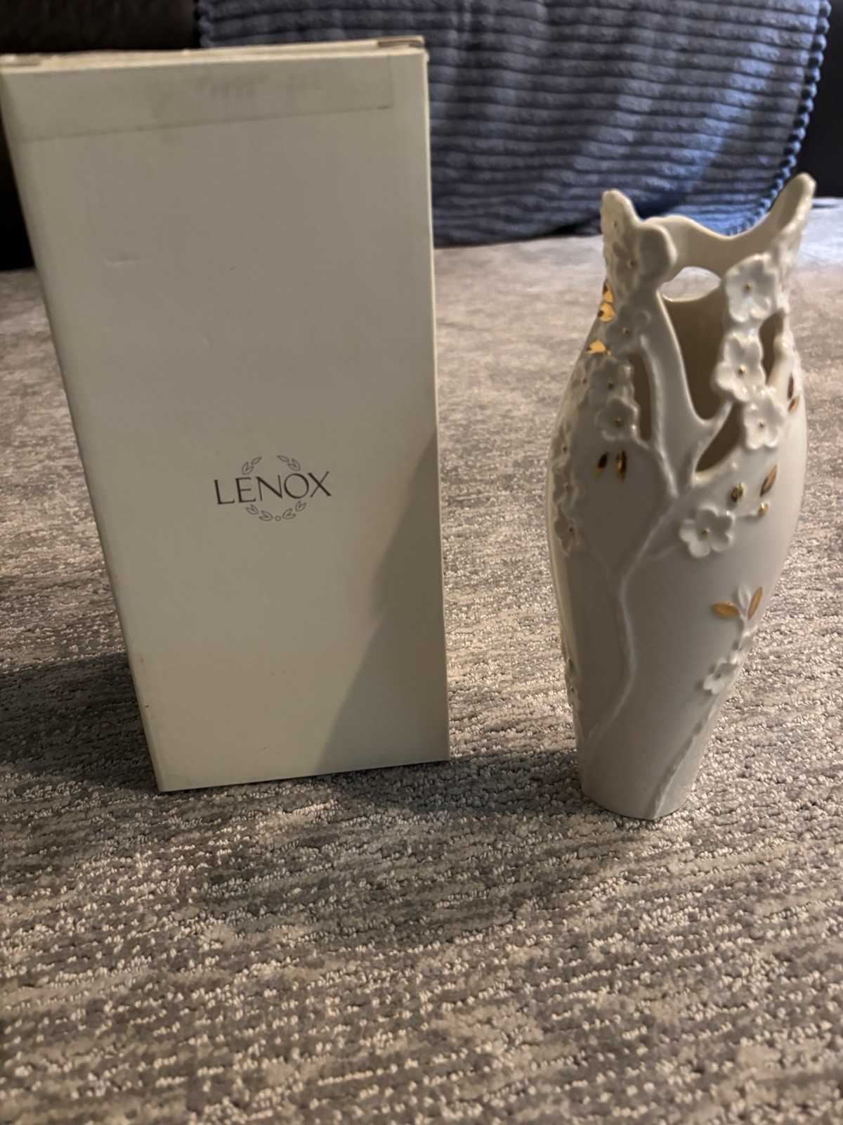 Lenox Cherry Blossom Bud Vase with Gold Detailing In Original Box Pristine