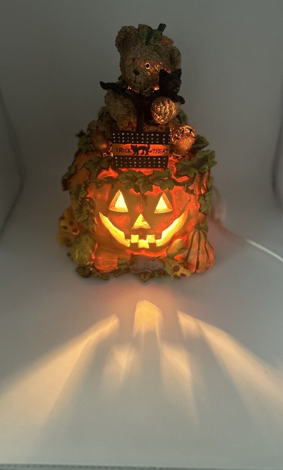 VINTAGE Gloria Jeans Light Up Bear & Pumpkin Halloween Light , New Bulb,  9”