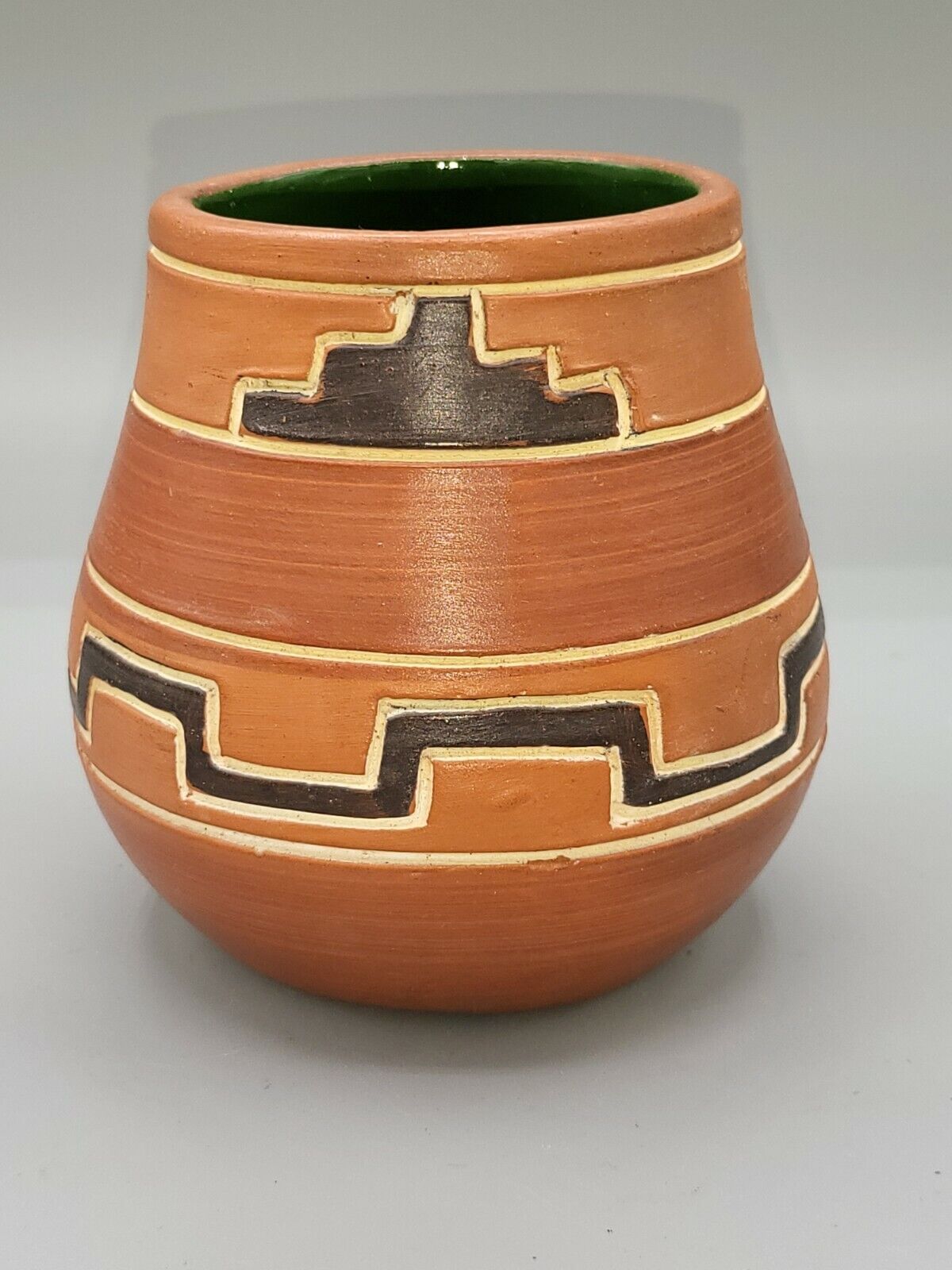 Vintage Leopoldo de Mexico Folk Art Pottery Geometric Vase